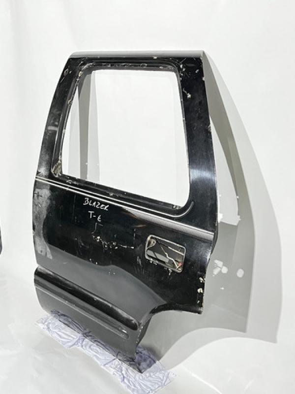 Porta Traseira Esquerda Chevrolet Gm Blazer 1996 1997 1998.