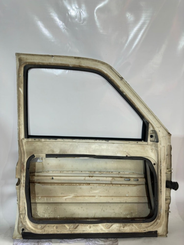 Porta Dianteira Esquerda Gmc 6100 6150 2000 2001 2002 2003.