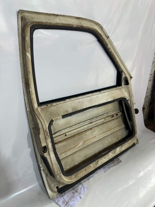 Porta Dianteira Esquerda Gmc 6100 6150 2000 2001 2002 2003.