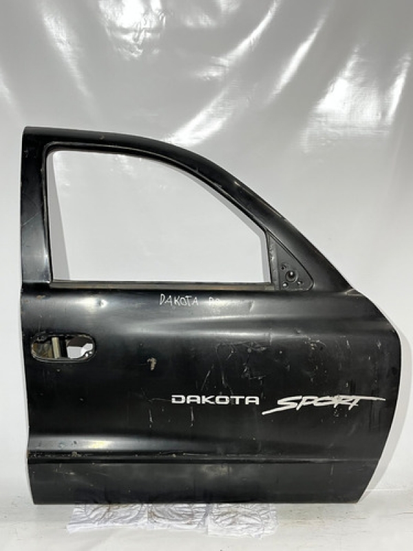 Porta Dianteira Direita Dodge Dakota 1999 2000 2001 02 Preta