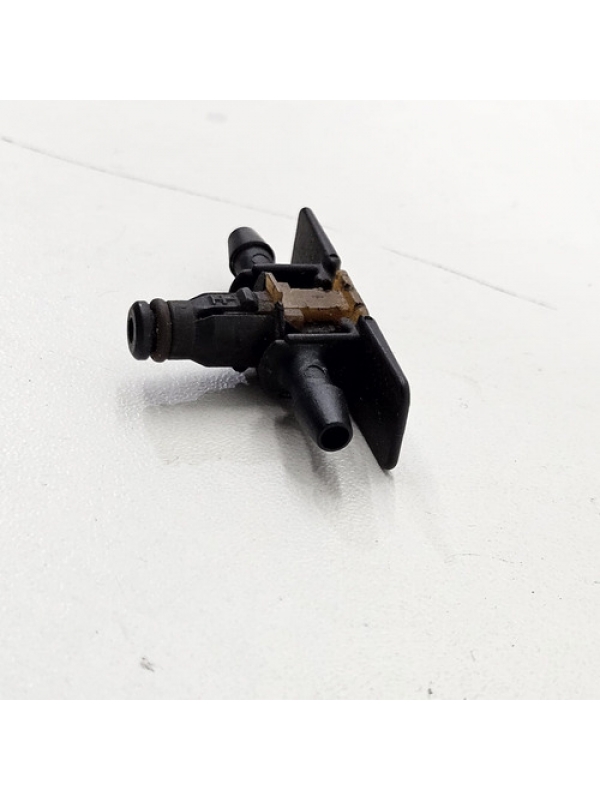 Conector Retorno Bicos Volkswagen Amarok V6 2015 2016 2017.