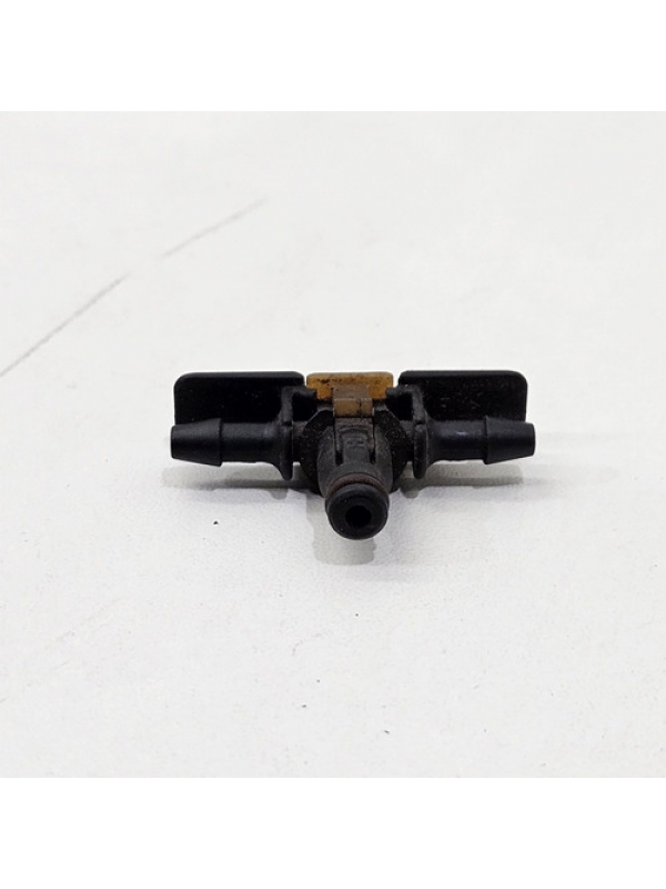 Conector De Retorno Bicos Volkswagen Amarok V6 2014 2015 16.