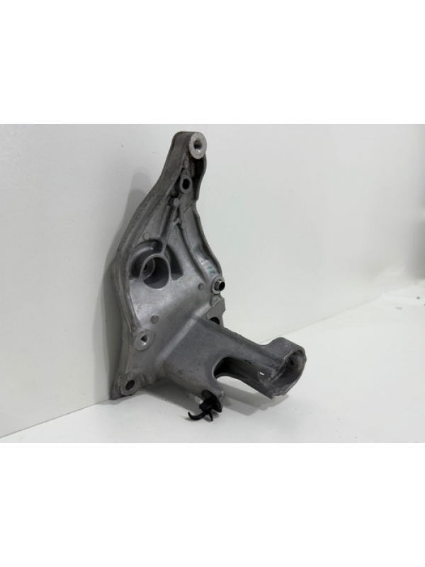 Suporte Alternador Peugeot Expert Jumpy Scudo 1.5 2022 À 024