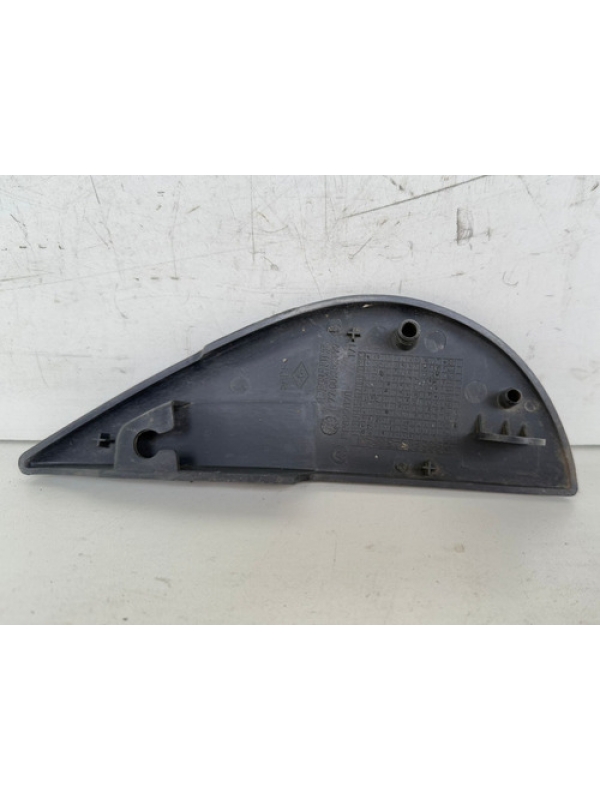 Moldura Externa Retrovisor Esquerdo Renault Master 2.5 2012.