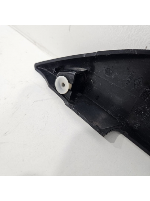 Moldura Externa Retrovisor Esquerdo Renault Master 2.5 2011.